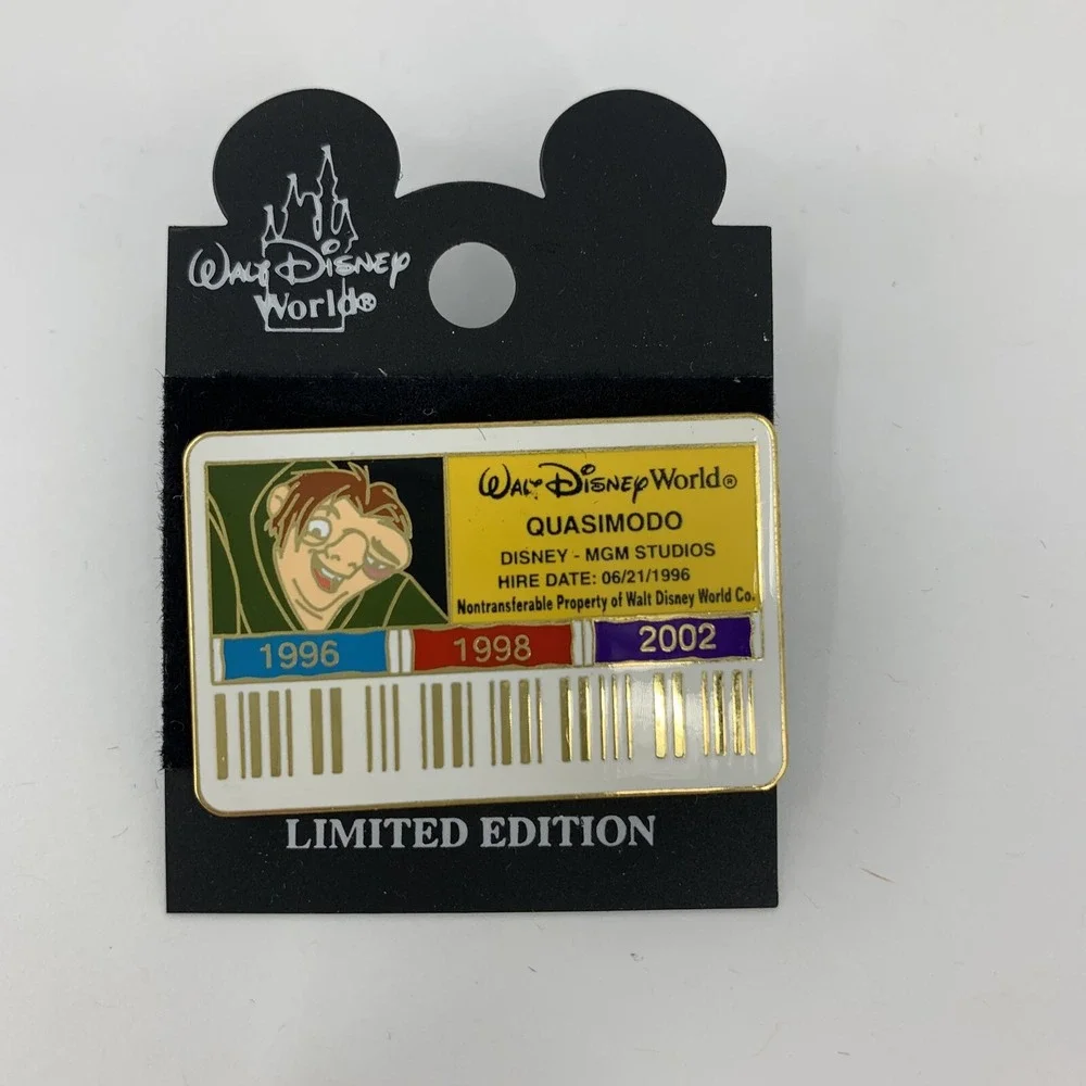 WDW Cast ID Badge Card Quasimodo LE 3500 Disney Pin 10044